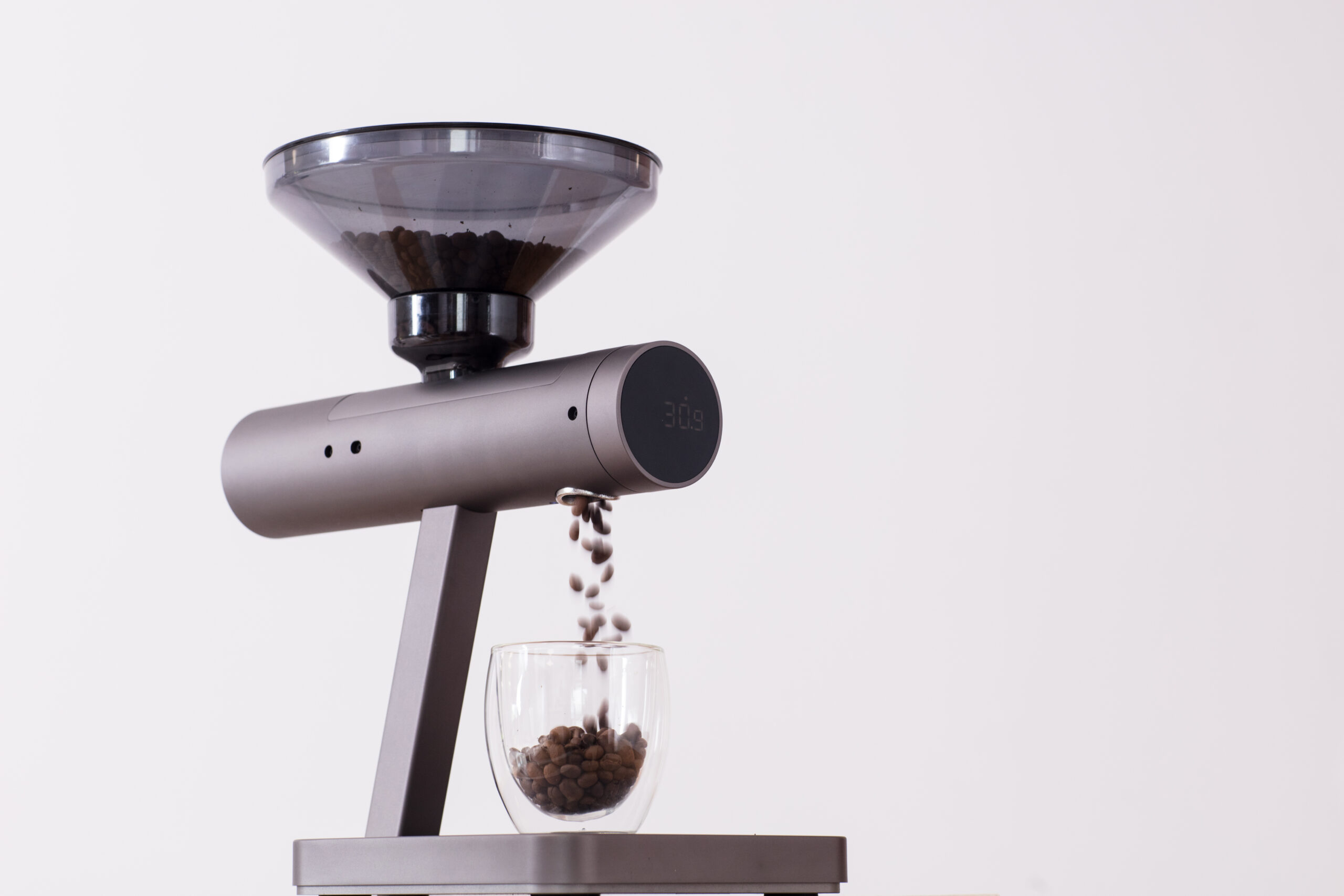 coffee-scale-shot-for-commercial-photography-project-bridge-coffee-roasters-near-cardiff