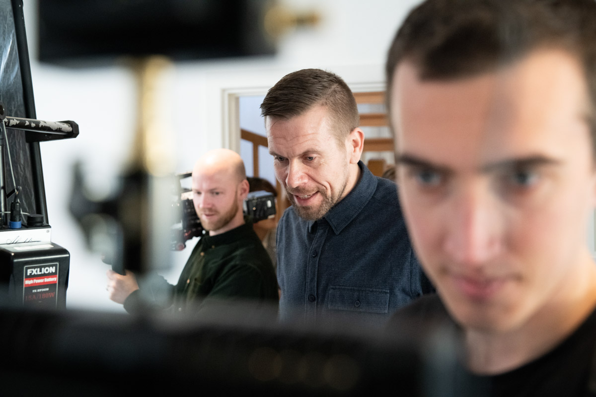 Behind the scenes on a lifestyle video shoot in Cardiff (8)